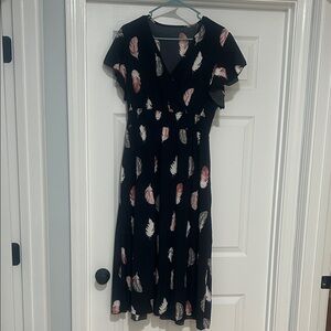 SHEIN Black Midi Dress with Pink and Cream Feather Print